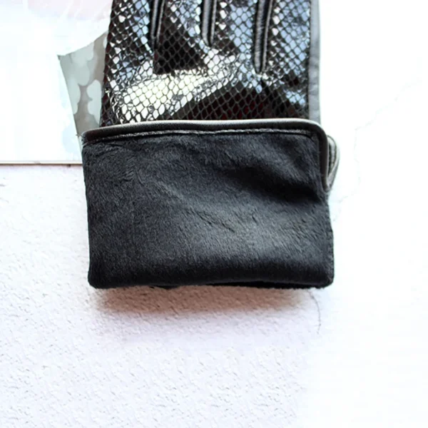New Snake Print Leather Sheepskin Gloves Women's Fashion High Gloss Velvet Lining Autumn and Winter Warm Driving Gloves - Image 6
