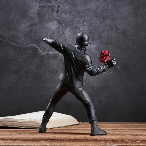 Modern Art Resin Banksy Sculptures Flower Thrower Statue Home Desk Bomber Decoration Accessories Ornaments Collectible X5M6 - Image 3